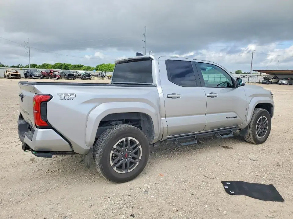 2024 TOYOTA TACOMA TRD SPORT  