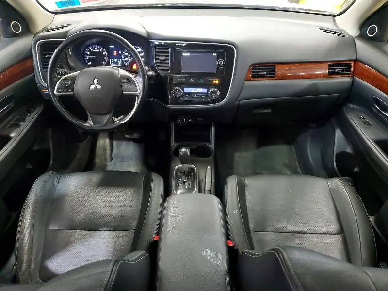 2015 MITSUBISHI OUTLANDER SE  
