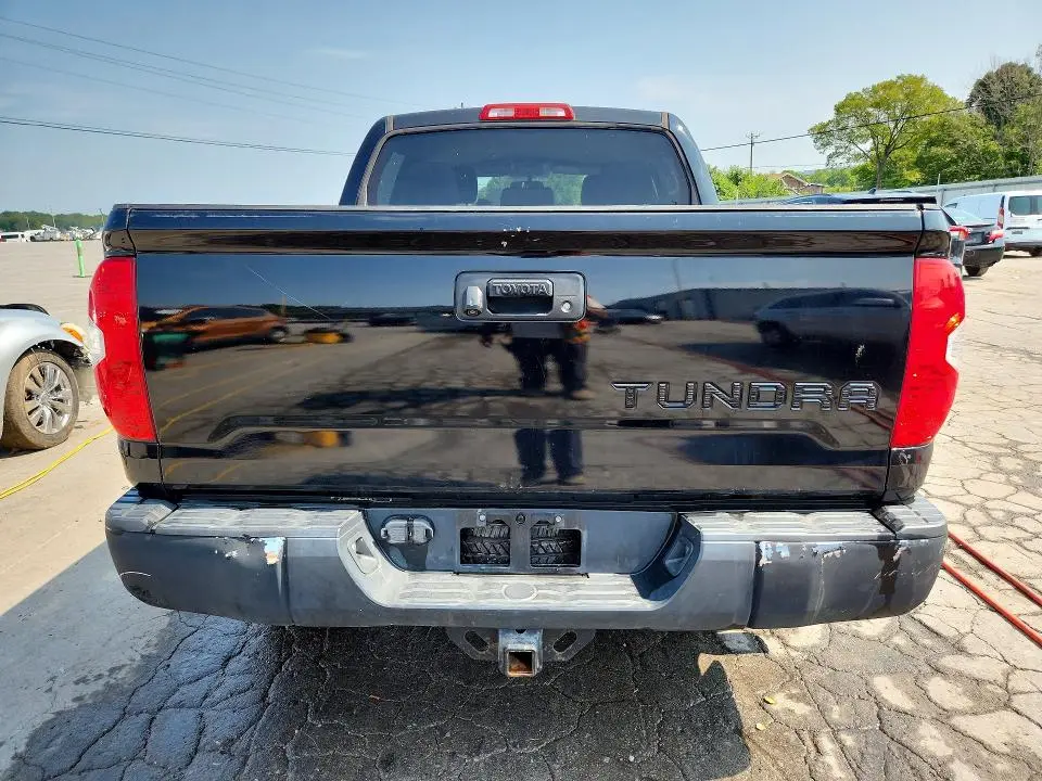 2015 TOYOTA TUNDRA SR5  