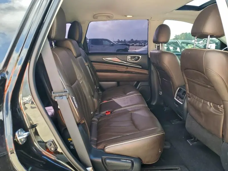 2019 INFINITI QX60 LUXE  