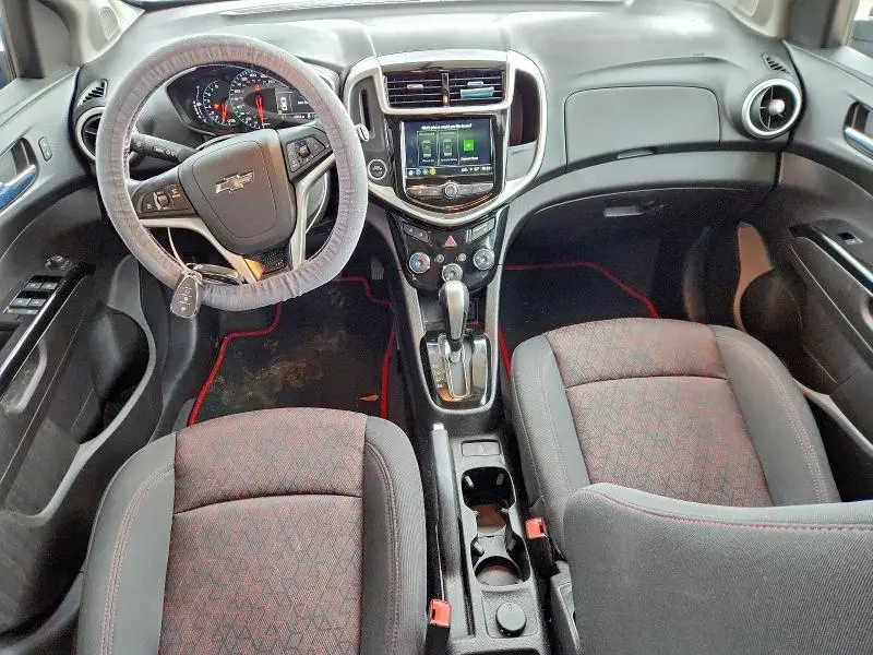 2018 CHEVROLET SONIC LT  