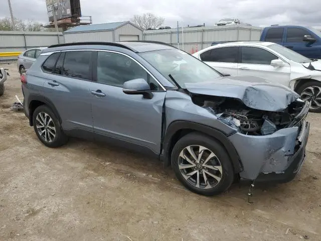 2023 TOYOTA COROLLA CROSS XLE  