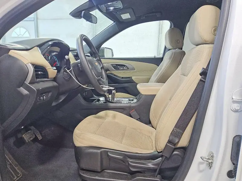 2022 CHEVROLET TRAVERSE LS  