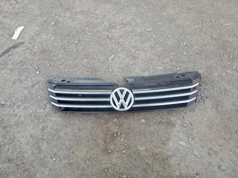 2015 VOLKSWAGEN PASSAT S  