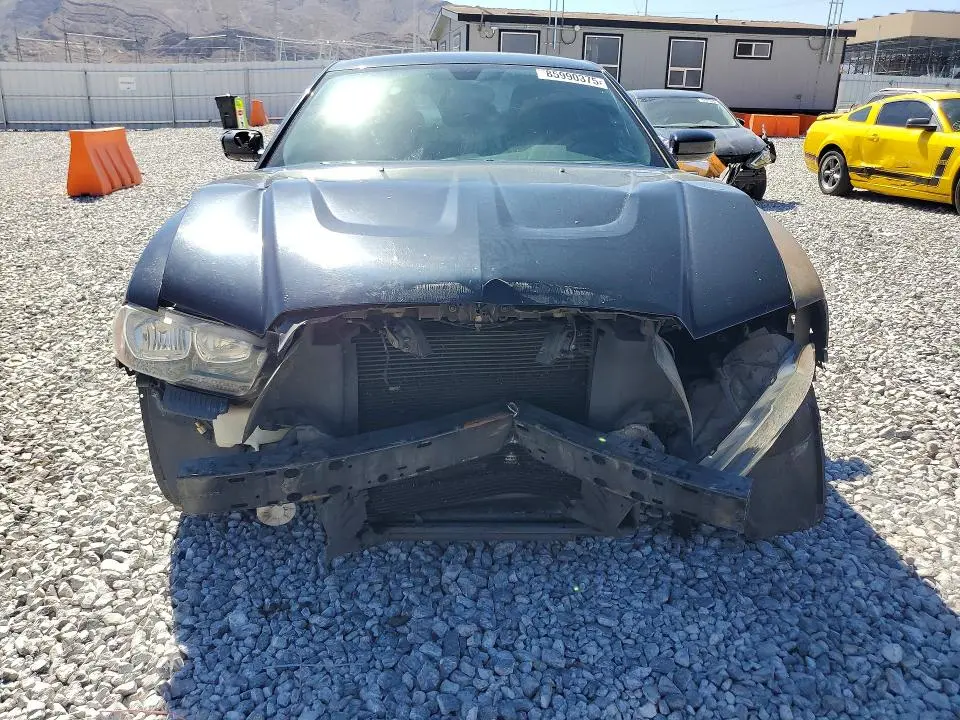 2013 DODGE CHARGER SE  