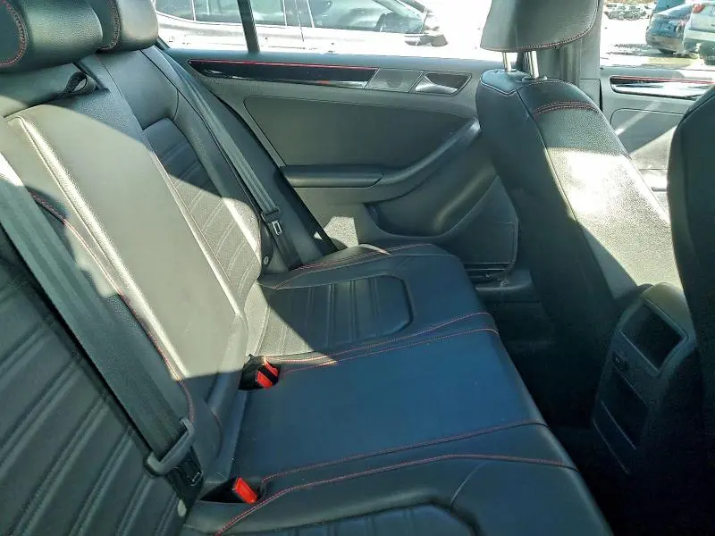 2016 VOLKSWAGEN JETTA GLI  