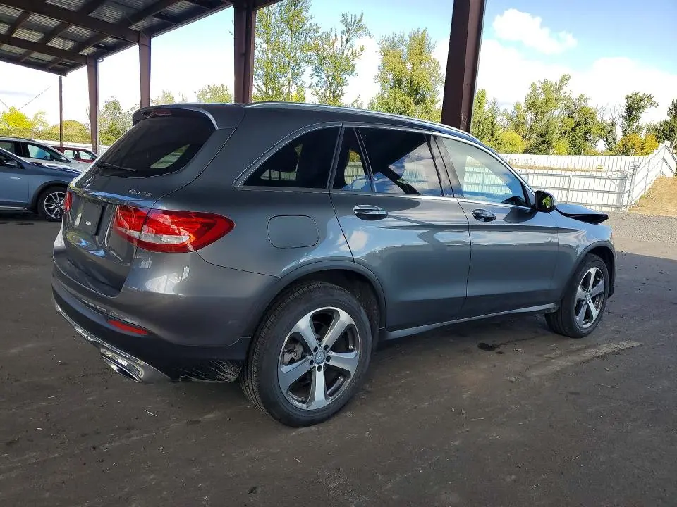 2017 MERCEDES-BENZ GLC 300 4MATIC  