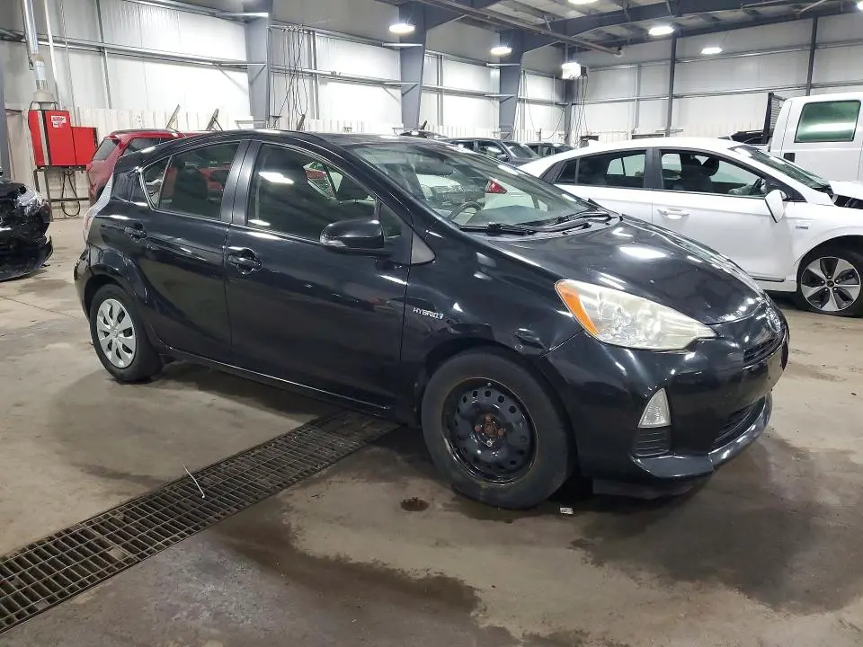 2014 TOYOTA PRIUS C TWO  
