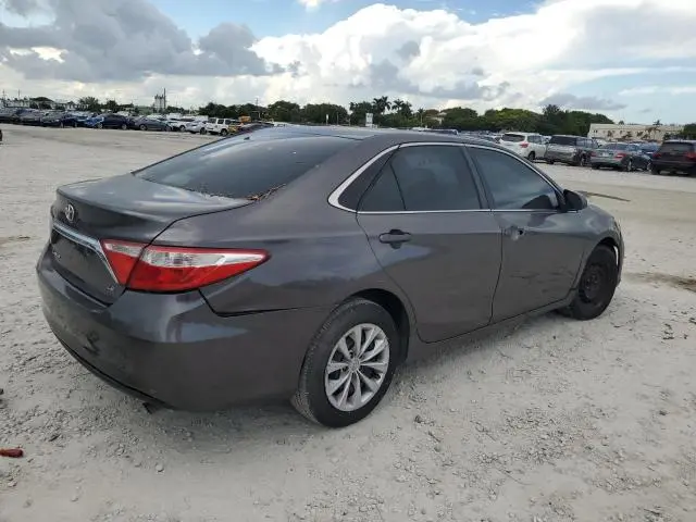 2016 TOYOTA CAMRY LE  