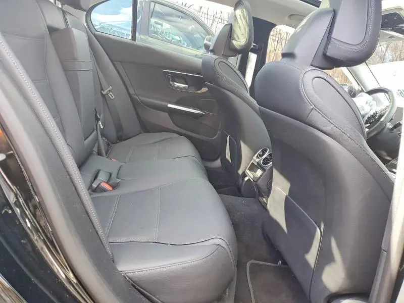 2025 MERCEDES-BENZ C 300 4MATIC  