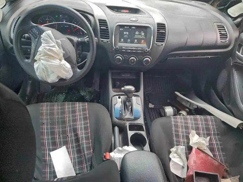 2018 KIA FORTE LX  