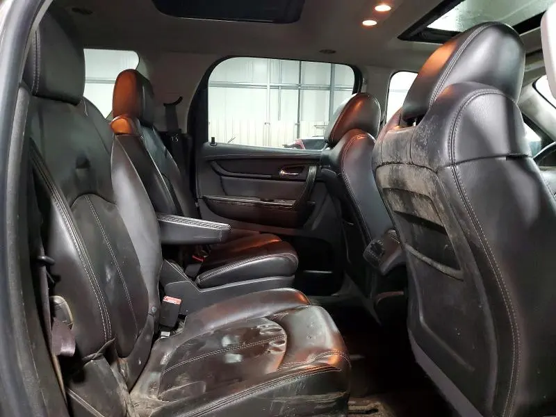 2013 GMC ACADIA SLT-1  