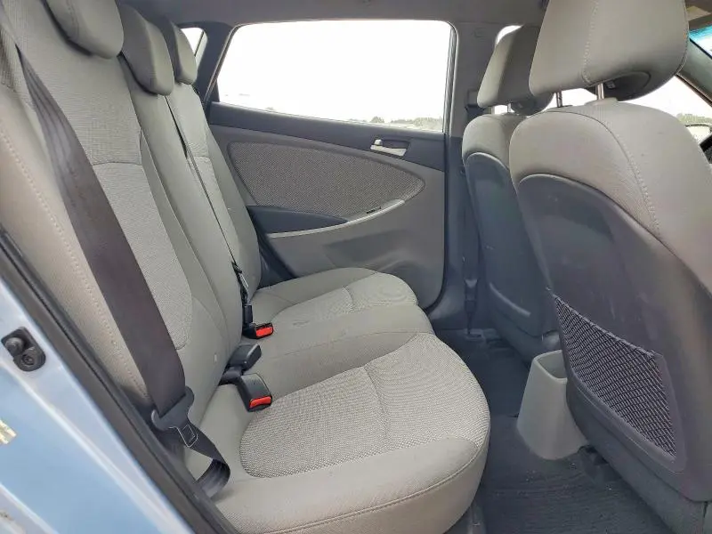 2014 HYUNDAI ACCENT GS  
