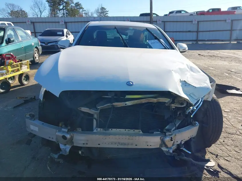 2017 MERCEDES-BENZ E 300  