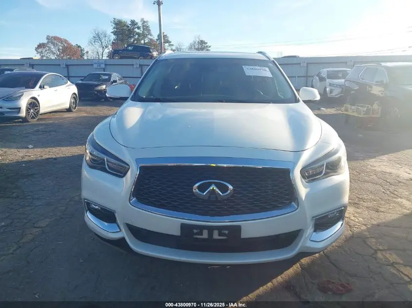 2019 INFINITI QX60 LUXE