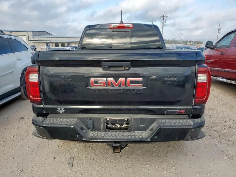 2024 GMC CANYON AT4  
