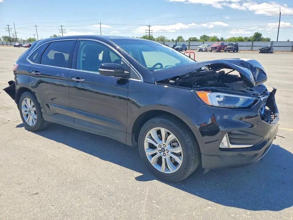 2022 FORD EDGE TITANIUM  