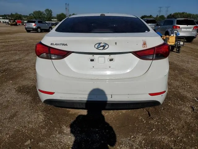 2016 HYUNDAI ELANTRA SE  