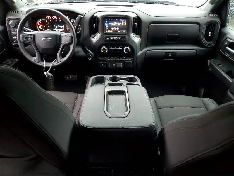 2024 CHEVROLET SILVERADO K1500 TRAIL BOSS CUSTOM  