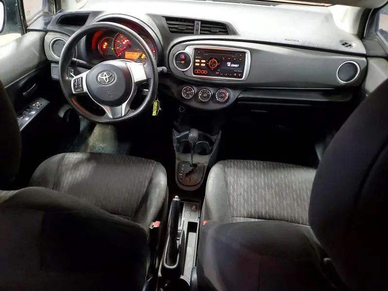 2014 TOYOTA YARIS 5-DOOR LE  