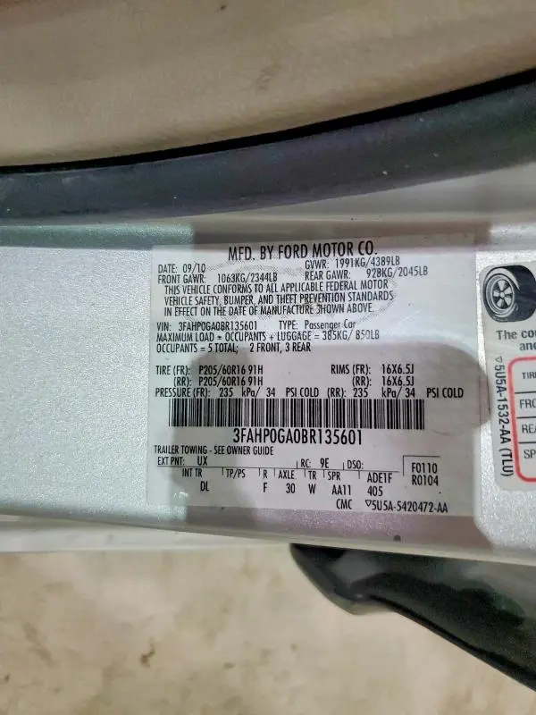 2011 FORD FUSION S  