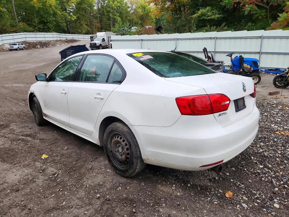 2014 VOLKSWAGEN JETTA BASE  