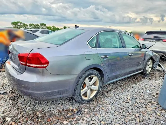 2012 VOLKSWAGEN PASSAT SE  