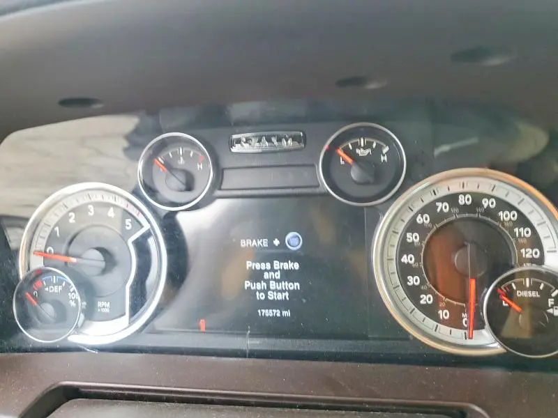 2016 RAM 1500 LARAMIE  