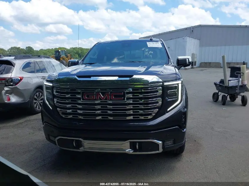2025 GMC SIERRA 1500 4WD  SHORT BOX DENALI