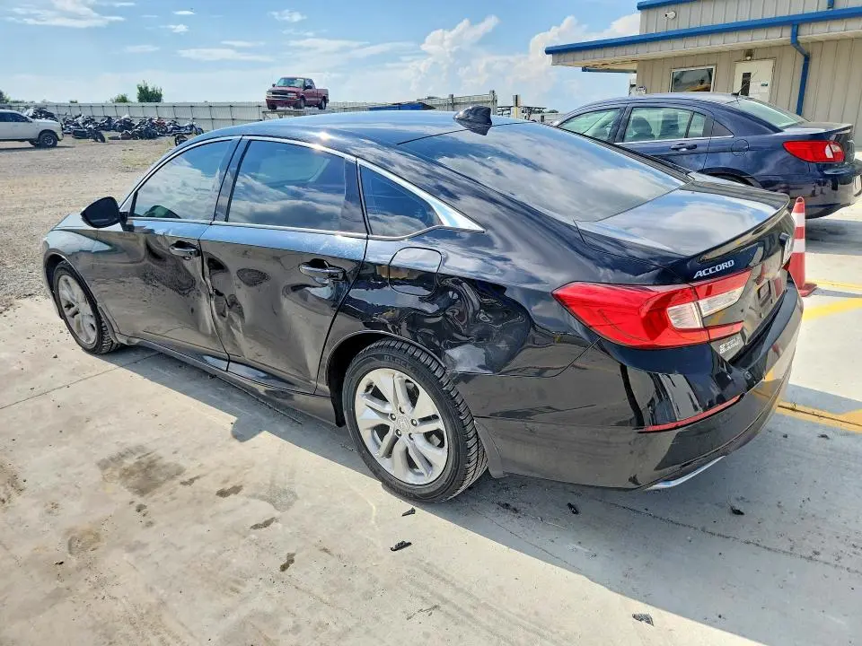 2019 HONDA ACCORD LX  