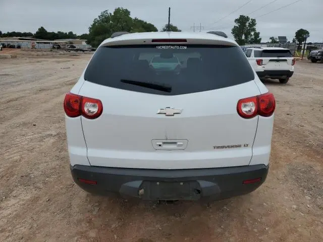2010 CHEVROLET TRAVERSE LT  