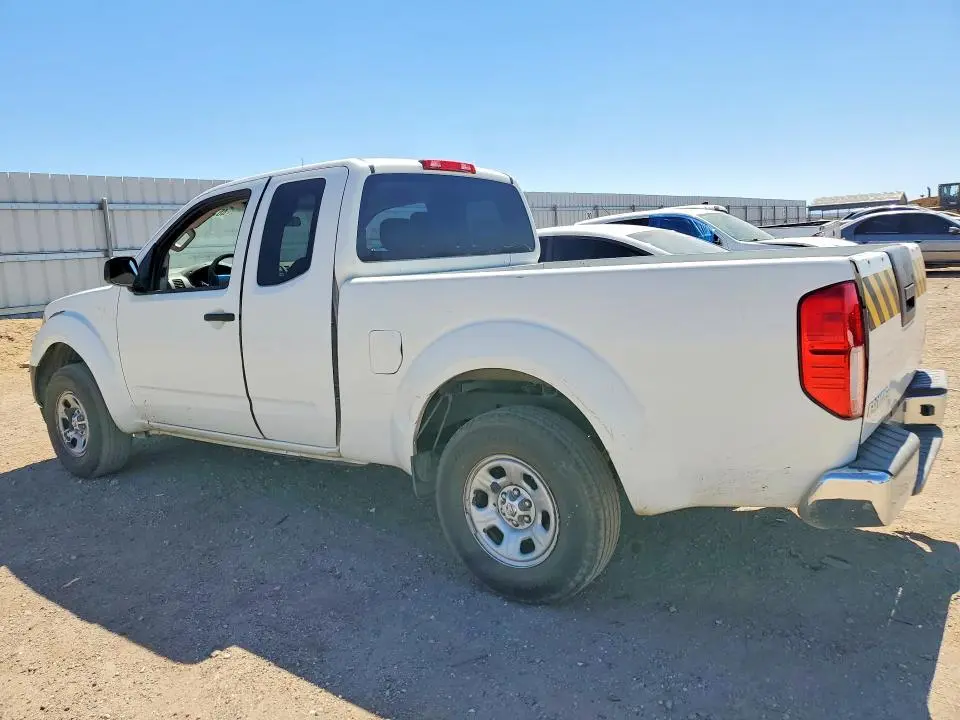 2013 NISSAN FRONTIER S  