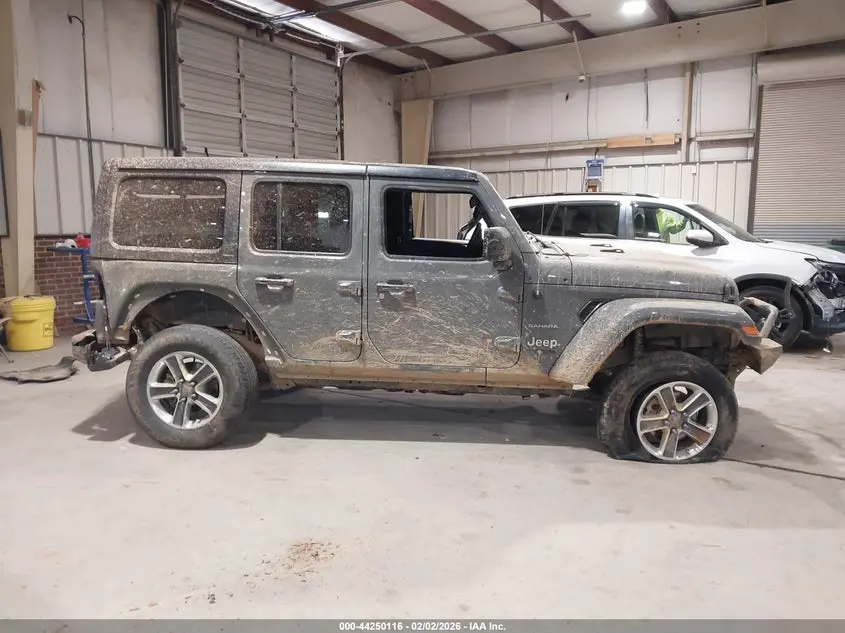 2018 JEEP WRANGLER UNLIMITED SAHARA 4X4