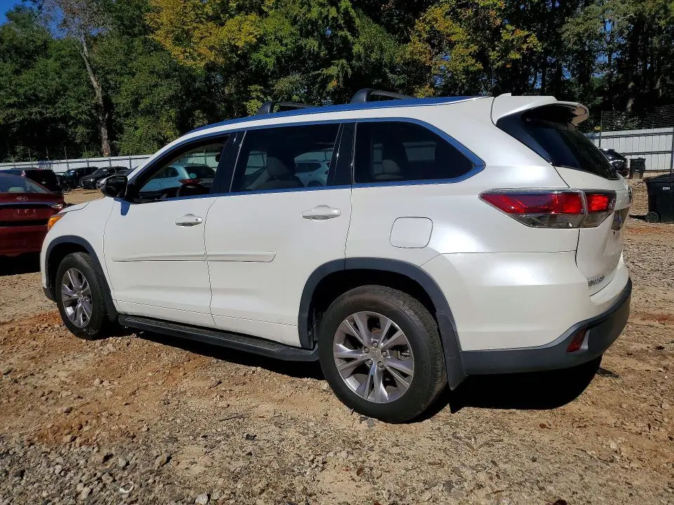 2015 TOYOTA HIGHLANDER XLE  