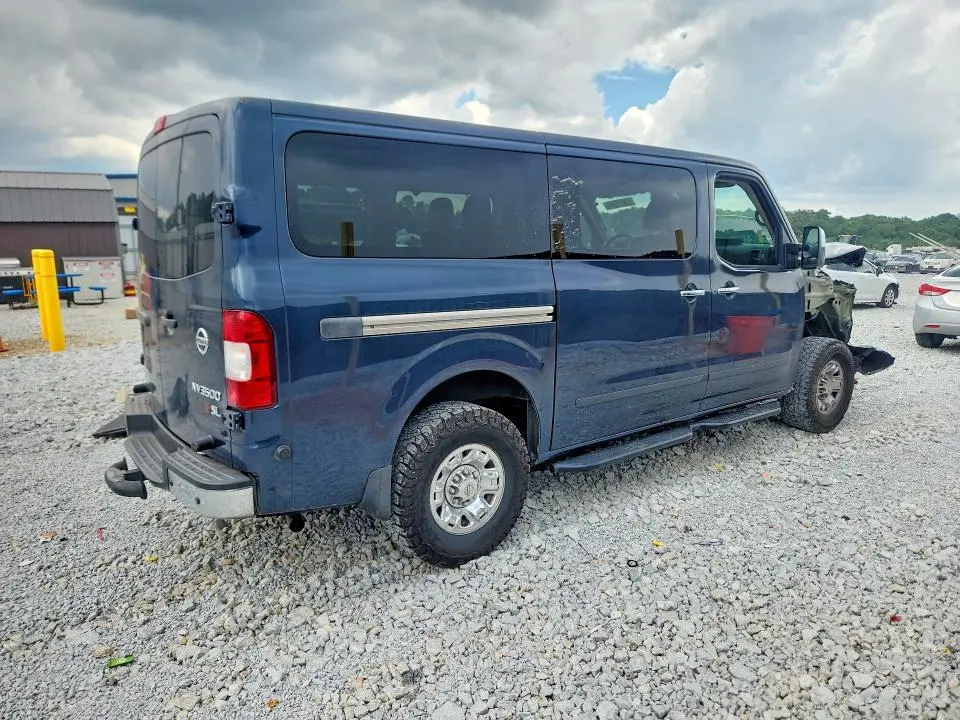 2018 NISSAN NV 3500 HD SL  