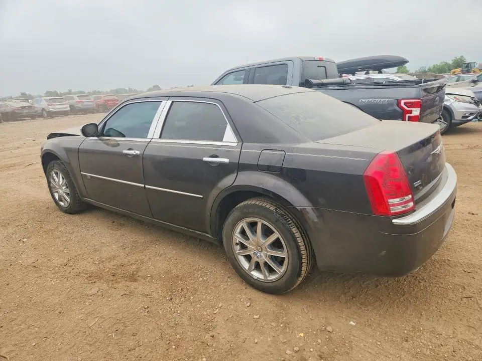 2010 CHRYSLER 300C   
