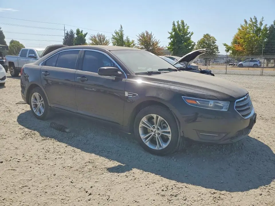 2019 FORD TAURUS SEL  