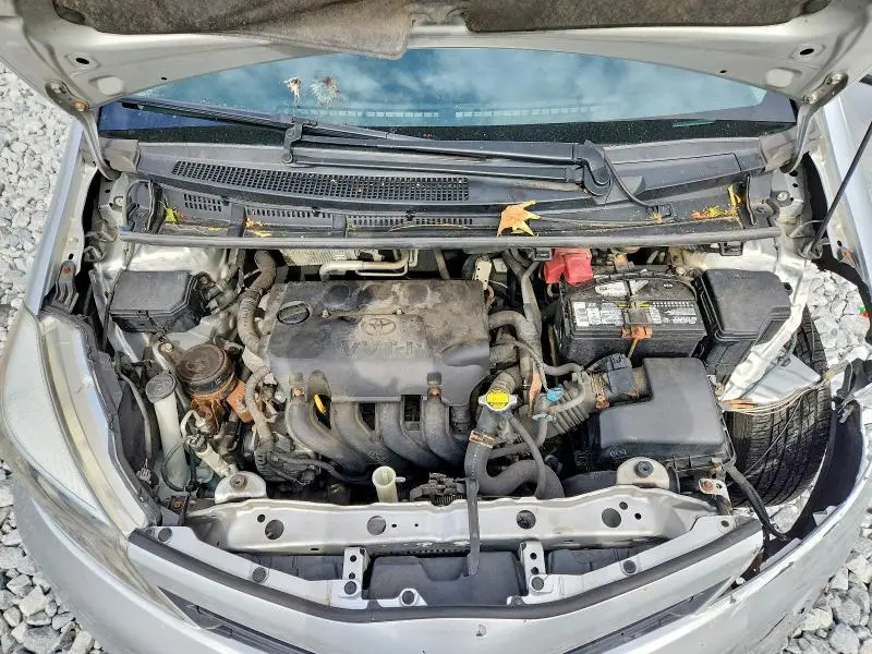 2013 TOYOTA YARIS 5-DOOR LE  