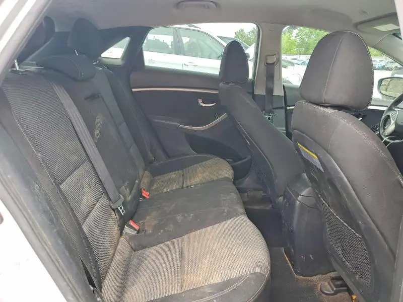 2016 HYUNDAI ELANTRA GT BASE  