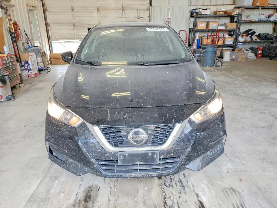 2021 NISSAN VERSA SV  