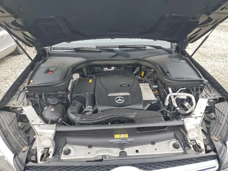 2018 MERCEDES-BENZ GLC 300 4MATIC  