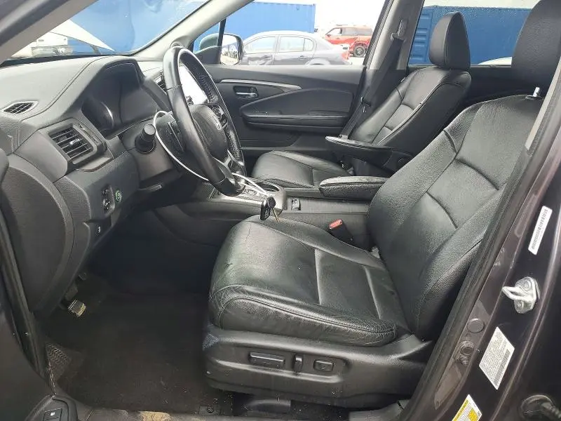 2021 HONDA PILOT SE  