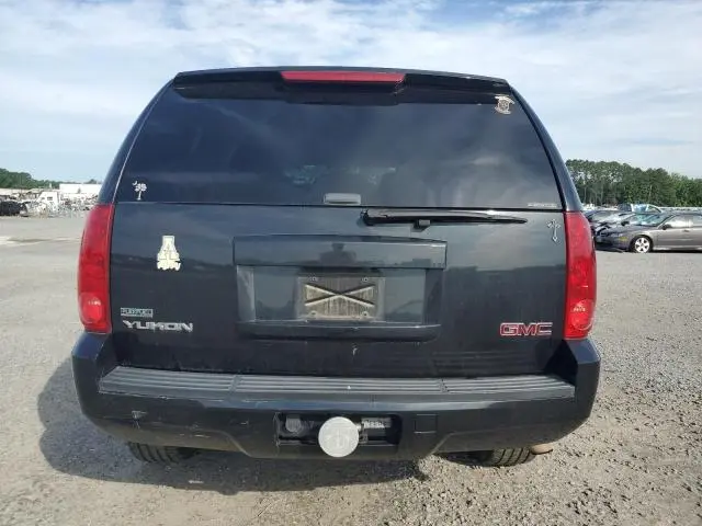 2011 GMC YUKON SLE