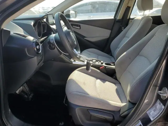 2019 TOYOTA YARIS L  
