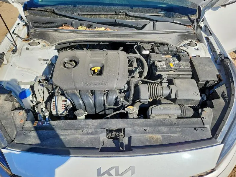 2022 KIA FORTE LXS  