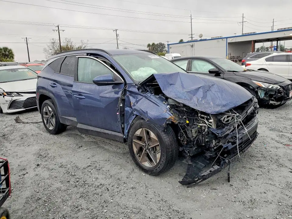 2025 HYUNDAI TUCSON SEL  