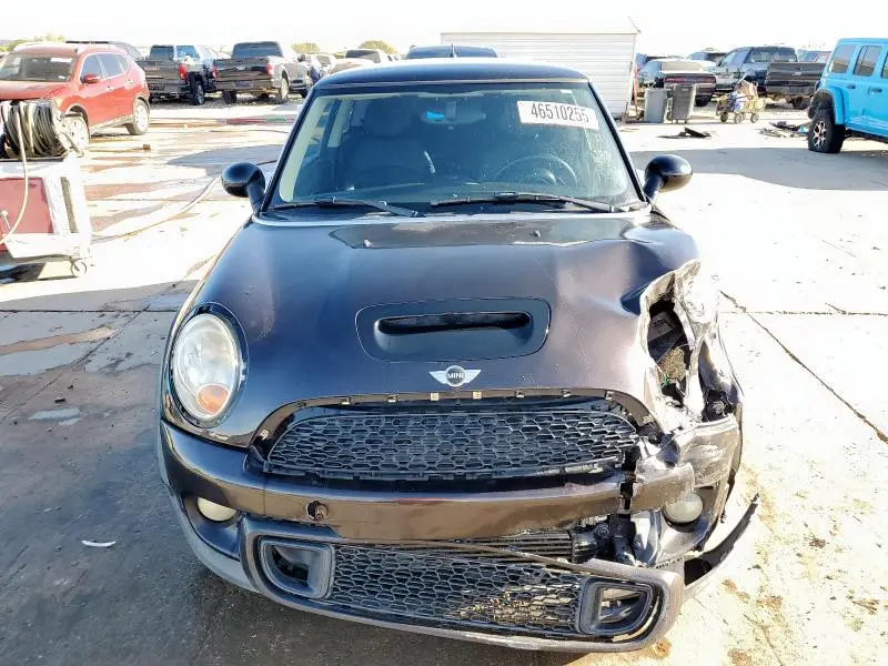 2013 MINI COOPER S