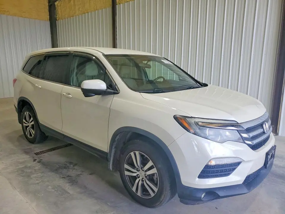 2017 HONDA PILOT EX  