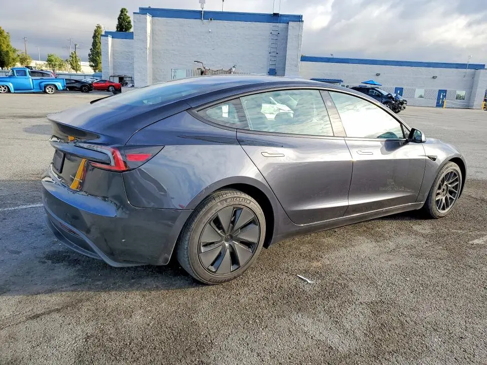 2024 TESLA MODEL 3   