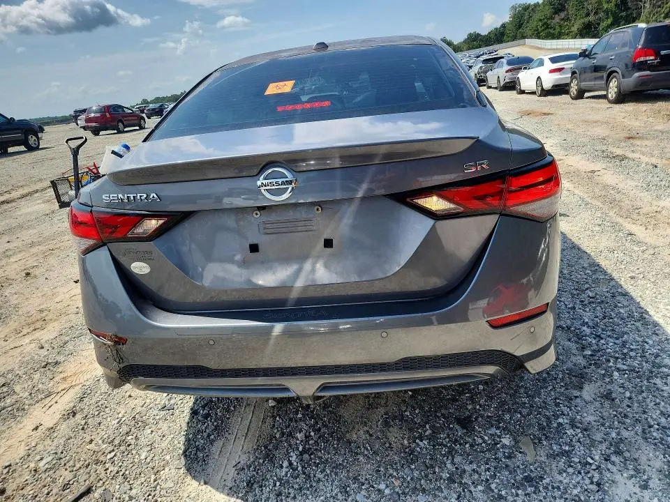 2022 NISSAN SENTRA SR  
